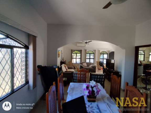 Imagem Casa com 3 Quartos à Venda, 319 m² em Dom Aquino - Cuiabá Imagem Casa com 3 Quartos à Venda, 319 m² em Dom Aquino - Cuiabá