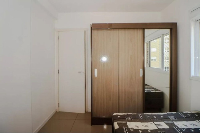 Imagem Imóvel com 2 Quartos à Venda, 55 m² em Jardim Carvalho - Porto Alegre Imagem Imóvel com 2 Quartos à Venda, 55 m² em Jardim Carvalho - Porto Alegre