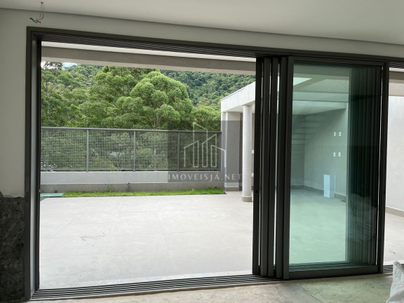 Imagem Casa com 3 Quartos à Venda, 200 m² em Tamboré - Santana De Parnaíba Imagem Casa com 3 Quartos à Venda, 200 m² em Tamboré - Santana De Parnaíba