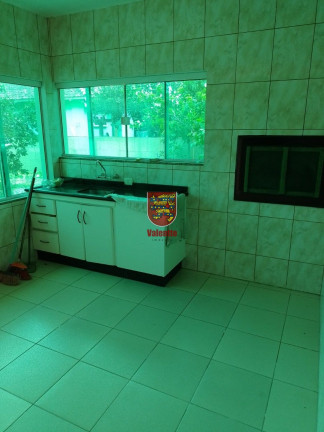 Imagem Casa com 3 Quartos à Venda, 172 m² em Carianos - Florianópolis Imagem Casa com 3 Quartos à Venda, 172 m² em Carianos - Florianópolis