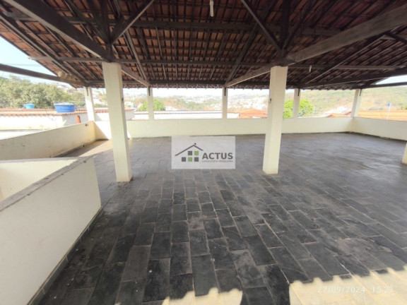 Imagem Casa com 2 Quartos à Venda, 720 m² em Jardim Das Rosas - 1ª Seção (parque Durval De Barros) - Ibirité