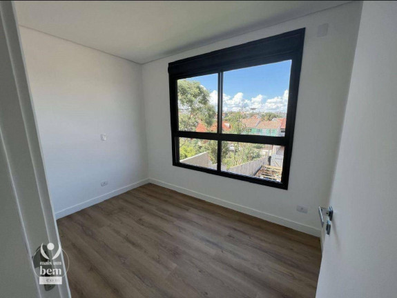 Imagem Sobrado com 3 Quartos à Venda, 104 m² em Tingui - Curitiba