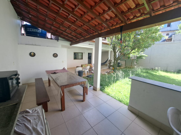 Imagem Casa com 3 Quartos à Venda, 270 m² em Ataíde - Vila Velha Imagem Casa com 3 Quartos à Venda, 270 m² em Ataíde - Vila Velha