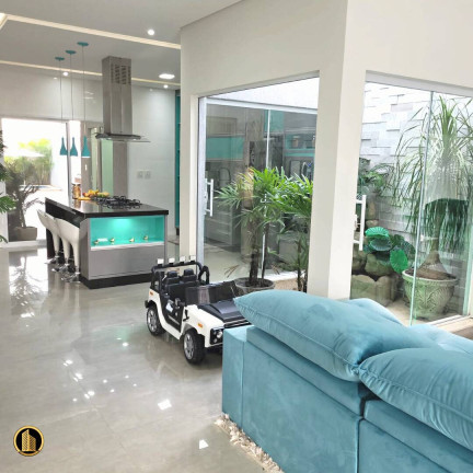 Imagem Casa com 3 Quartos à Venda, 220 m² em Taubaté Imagem Casa com 3 Quartos à Venda, 220 m² em Taubaté