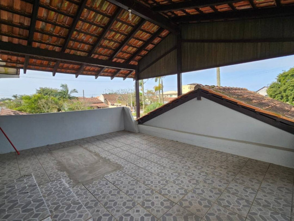 Imagem Casa com 6 Quartos à Venda, 245 m² em Balneário Barra Do Sul Imagem Casa com 6 Quartos à Venda, 245 m² em Balneário Barra Do Sul