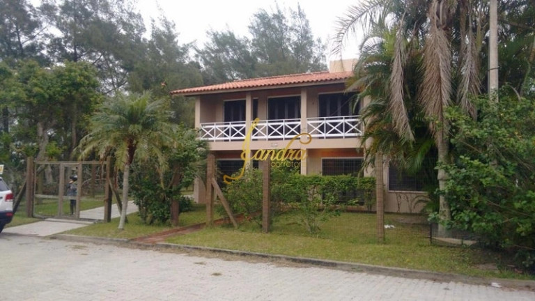 Imagem Casa com 7 Quartos à Venda, 120 m² em Atlantida - Xangri-la Imagem Casa com 7 Quartos à Venda, 120 m² em Atlantida - Xangri-la