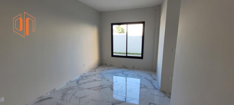 Imagem Sobrado com 3 Quartos à Venda, 104 m² em Cajuru - Curitiba Imagem Sobrado com 3 Quartos à Venda, 104 m² em Cajuru - Curitiba