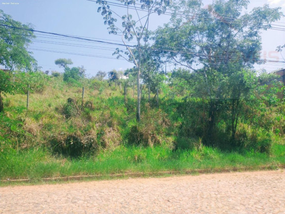 Terreno à Venda, 360 m² em Jardim Das Mangabeiras - Mateus Leme