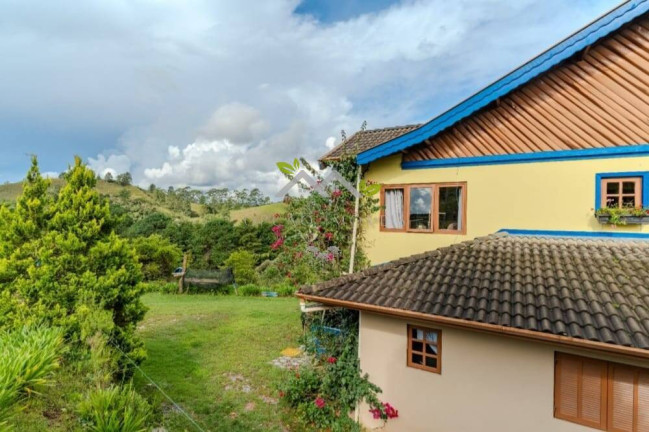 Imagem Casa com 4 Quartos à Venda, 200 m² em Parque Ferradura - Campos Do Jordão Imagem Casa com 4 Quartos à Venda, 200 m² em Parque Ferradura - Campos Do Jordão