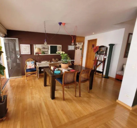 Imagem Imóvel com 3 Quartos à Venda, 125 m² em Moema - São Paulo Imagem Imóvel com 3 Quartos à Venda, 125 m² em Moema - São Paulo