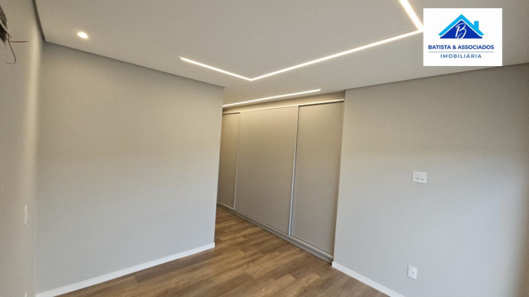 Imagem Casa com 3 Quartos à Venda, 220 m² em Swiss Park - Campinas Imagem Casa com 3 Quartos à Venda, 220 m² em Swiss Park - Campinas