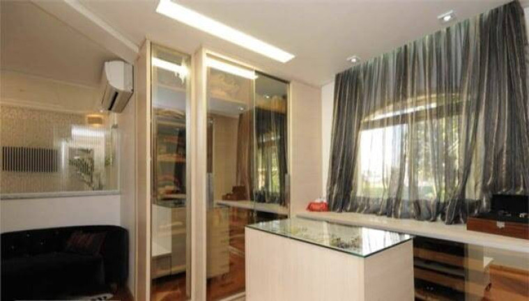 Imagem Casa com 3 Quartos à Venda, 305 m² em Vila Carrão - São Paulo
