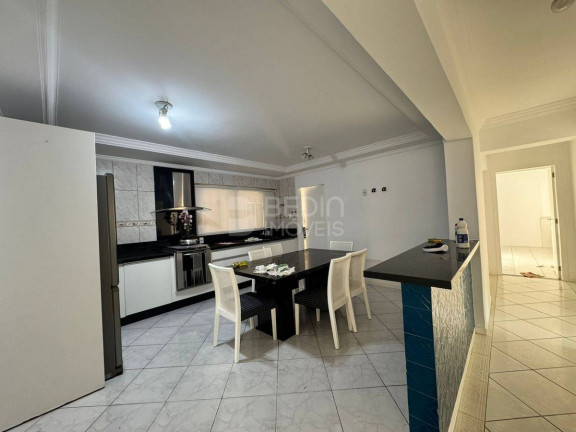 Imagem Apartamento com 3 Quartos à Venda, 192 m² em Centro - Balneário Camboriú Imagem Apartamento com 3 Quartos à Venda, 192 m² em Centro - Balneário Camboriú
