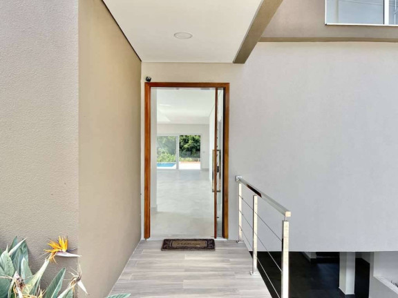 Imagem Casa de Condomínio com 5 Quartos à Venda,  em Jardim Do Golf I - Jandira