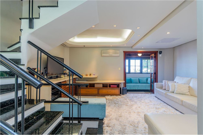Imagem Casa com 3 Quartos à Venda, 171 m² em Tristeza - Porto Alegre Imagem Casa com 3 Quartos à Venda, 171 m² em Tristeza - Porto Alegre