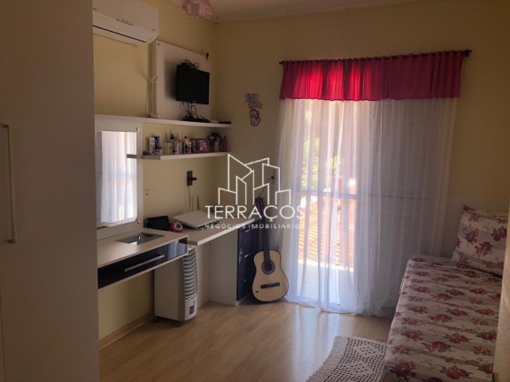 Imagem Imóvel com 2 Quartos à Venda, 205 m² em Roseira - Jundiaí Imagem Imóvel com 2 Quartos à Venda, 205 m² em Roseira - Jundiaí