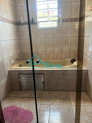 Imagem Casa com 4 Quartos à Venda, 270 m² em Mongaguá Imagem Casa com 4 Quartos à Venda, 270 m² em Mongaguá
