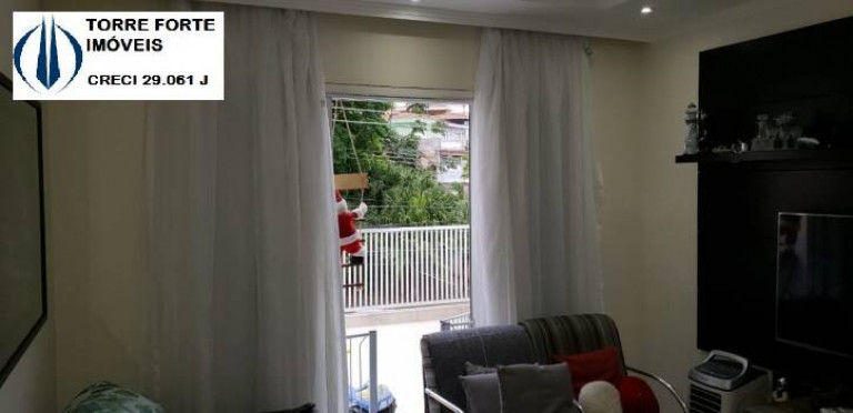 Imagem Casa com 3 Quartos à Venda, 180 m² em Jardim Vila Galvão - Guarulhos Imagem Casa com 3 Quartos à Venda, 180 m² em Jardim Vila Galvão - Guarulhos