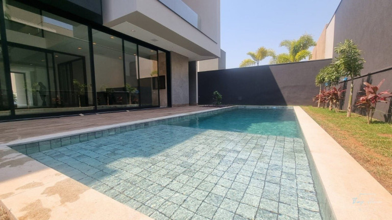 Imagem Sobrado com 4 Quartos à Venda, 450 m² em Residencial Alphaville - Campo Grande Imagem Sobrado com 4 Quartos à Venda, 450 m² em Residencial Alphaville - Campo Grande