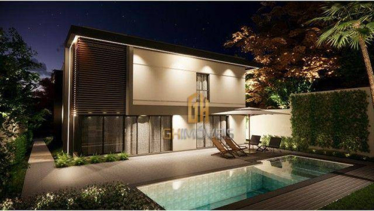 Imagem Sobrado com 4 Quartos à Venda, 351 m² em Residencial Goiânia Golfe Clube - Goiânia Imagem Sobrado com 4 Quartos à Venda, 351 m² em Residencial Goiânia Golfe Clube - Goiânia