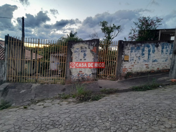 Casa à Venda, 75 m² em Centro - Figueira