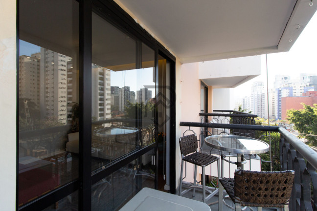 Imagem Apartamento com 3 Quartos à Venda, 95 m² em Moema - São Paulo Imagem Apartamento com 3 Quartos à Venda, 95 m² em Moema - São Paulo