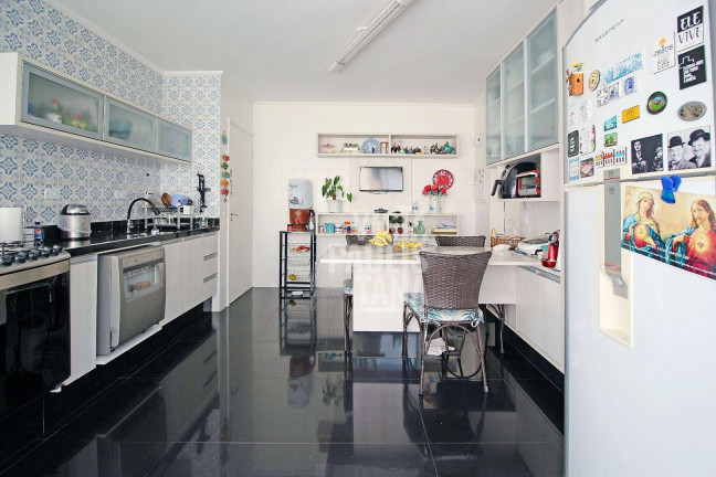 Imagem Apartamento com 3 Quartos à Venda, 140 m² em Itaim Bibi - São Paulo Imagem Apartamento com 3 Quartos à Venda, 140 m² em Itaim Bibi - São Paulo