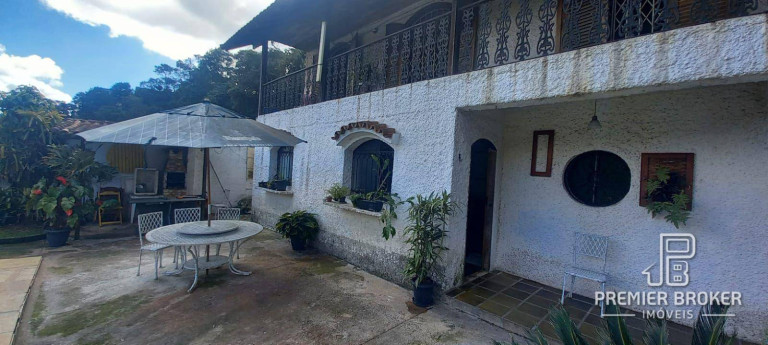 Imagem Casa com 4 Quartos à Venda, 230 m² em Bom Retiro - Teresópolis Imagem Casa com 4 Quartos à Venda, 230 m² em Bom Retiro - Teresópolis