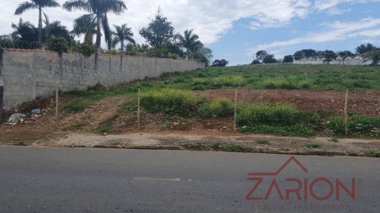 Terreno à Venda, 1.401 m² em Granjas Panorama - Taubaté