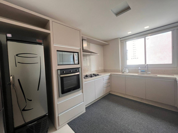 Imagem Apartamento com 4 Quartos à Venda, 157 m² em Centro - Cascavel