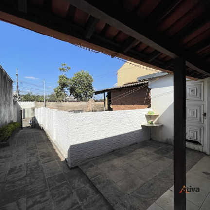 Imagem Casa com 4 Quartos à Venda, 175 m² Imagem Casa com 4 Quartos à Venda, 175 m²