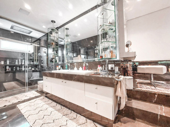 Imagem Imóvel com 4 Quartos à Venda, 700 m² em Horto Florestal - São Paulo Imagem Imóvel com 4 Quartos à Venda, 700 m² em Horto Florestal - São Paulo