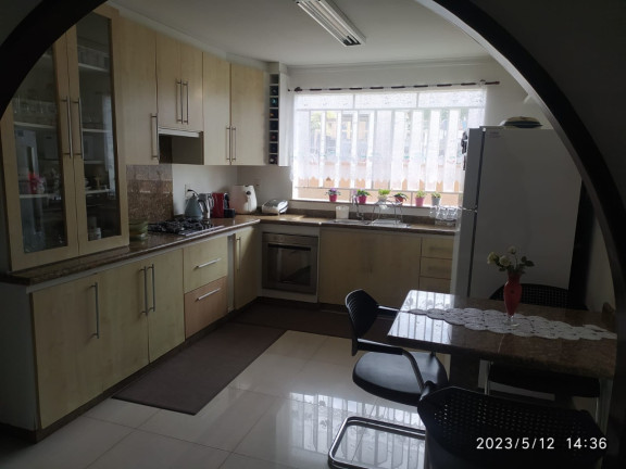 Imagem Casa com 3 Quartos à Venda, 187 m² em Bom Retiro - Joinville