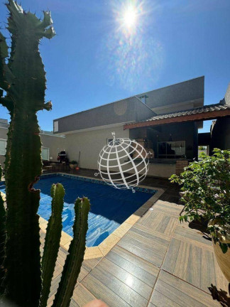 Imagem Casa com 3 Quartos à Venda, 300 m² em Jardim Dos Pinheiros - Atibaia Imagem Casa com 3 Quartos à Venda, 300 m² em Jardim Dos Pinheiros - Atibaia
