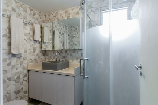 Imagem Imóvel com 2 Quartos à Venda, em Higienópolis - São Paulo Imagem Imóvel com 2 Quartos à Venda, em Higienópolis - São Paulo