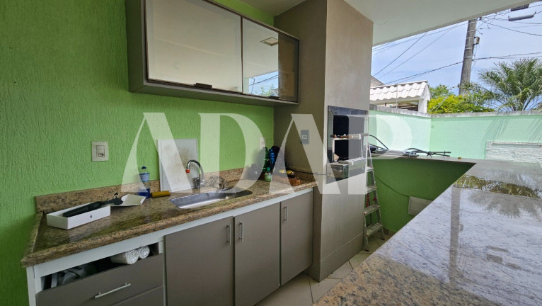 Imagem Casa com 3 Quartos à Venda, 220 m² em Vargem Pequena - Rio De Janeiro