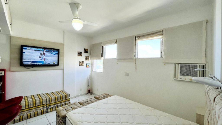 Imagem Kitnet com 1 Quarto à Venda, 25 m² em Itarare - Sao Vicente Imagem Kitnet com 1 Quarto à Venda, 25 m² em Itarare - Sao Vicente
