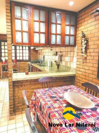 Imagem Casa com 3 Quartos à Venda, 300 m² em Camboinhas - Niterói Imagem Casa com 3 Quartos à Venda, 300 m² em Camboinhas - Niterói