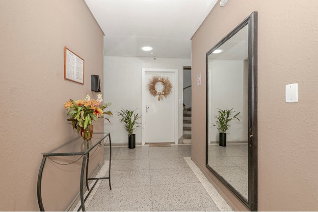 Imagem Imóvel com 2 Quartos à Venda, 59 m² em Vila Ipiranga - Porto Alegre Imagem Imóvel com 2 Quartos à Venda, 59 m² em Vila Ipiranga - Porto Alegre