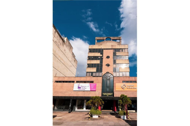 Imóvel Comercial à Venda, 43 m² em Moinhos De Vento - Porto Alegre
