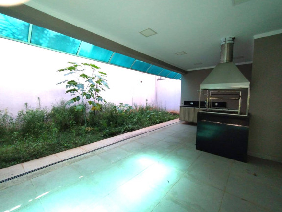 Casa com 4 Quartos à Venda,  em Osasco