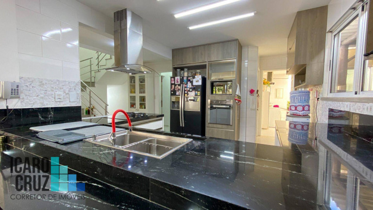 Imagem Casa com 4 Quartos à Venda, 380 m² em Buraquinho - Lauro De Freitas