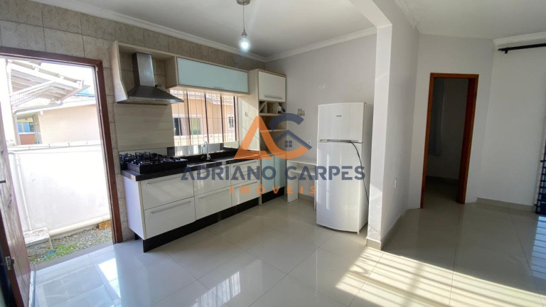 Imagem Casa com 3 Quartos à Venda, 175 m² em Centro - Navegantes Imagem Casa com 3 Quartos à Venda, 175 m² em Centro - Navegantes