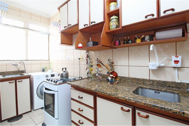 Imagem Imóvel com 2 Quartos à Venda, em Tristeza - Porto Alegre Imagem Imóvel com 2 Quartos à Venda, em Tristeza - Porto Alegre