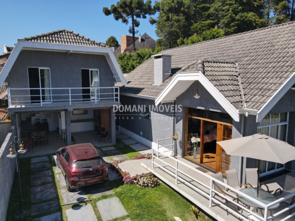 Imagem Casa com 3 Quartos à Venda, 164 m² em Região De Capivari - Campos Do Jordão Imagem Casa com 3 Quartos à Venda, 164 m² em Região De Capivari - Campos Do Jordão