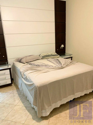 Imagem Casa com 6 Quartos para Temporada, 180 m² em Canasvieiras - Florianópolis Imagem Casa com 6 Quartos para Temporada, 180 m² em Canasvieiras - Florianópolis