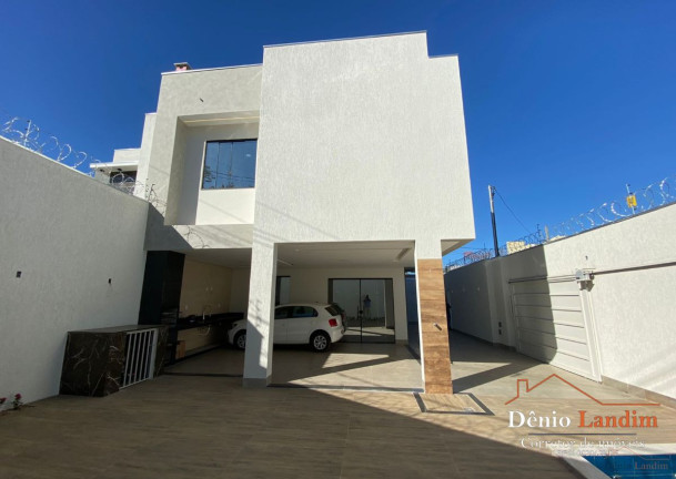 Imagem Casa com 3 Quartos à Venda, 190 m² em Ibituruna - Montes Claros
