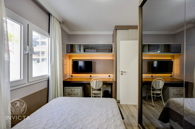 Imagem Apartamento com 3 Quartos à Venda, 135 m² em Centro - Balneário Camboriú Imagem Apartamento com 3 Quartos à Venda, 135 m² em Centro - Balneário Camboriú