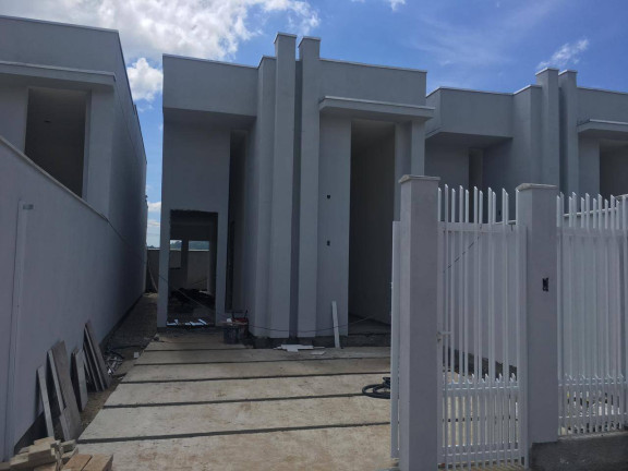 Casa com 2 Quartos à Venda, 67 m² em Tijucas