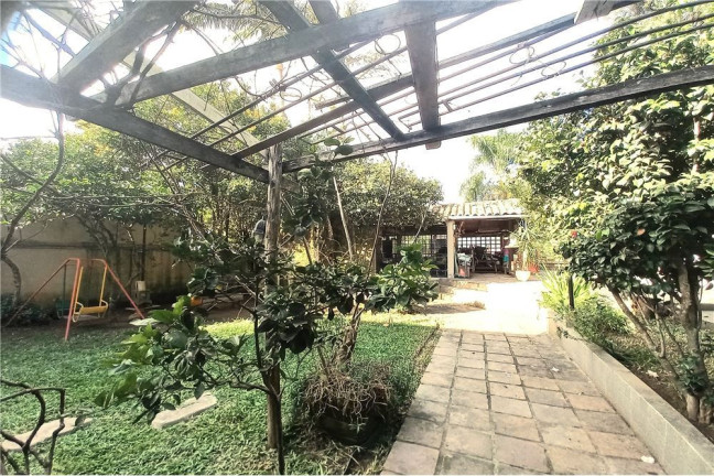 Imagem Casa com 2 Quartos à Venda, em Jardim Sabará - Porto Alegre Imagem Casa com 2 Quartos à Venda, em Jardim Sabará - Porto Alegre